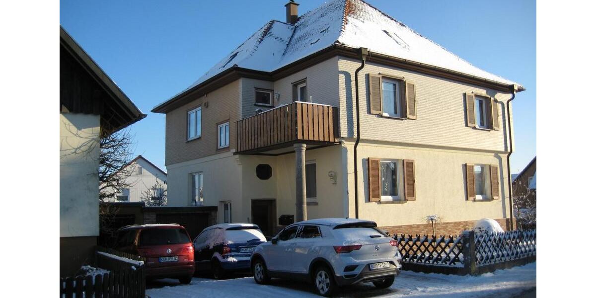 Etagenwohnung Waldenburg - 4 Zimmer, 98 m&sup2;, 800&euro; | Angebot:25883010