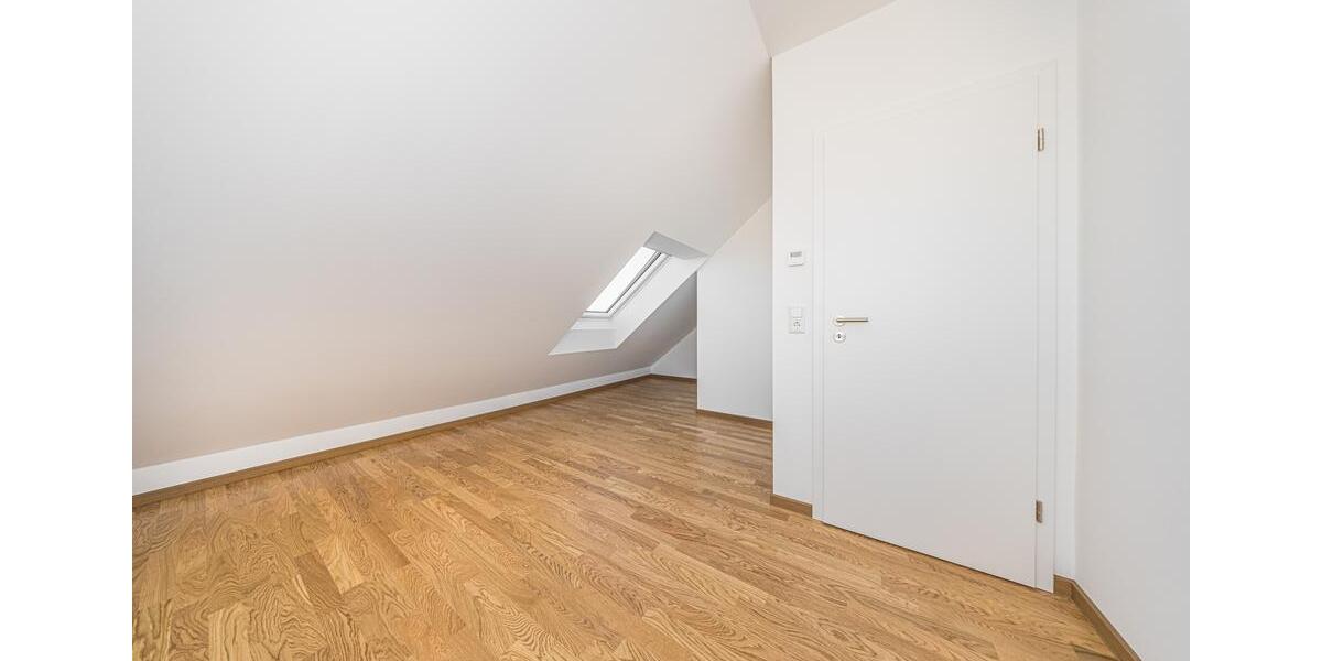 Doppelhaushälfte Taucha - 5 Zimmer, 120 m&sup2;, 1.950&euro; | Angebot:26563858