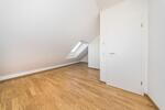 Doppelhaushälfte Taucha - 5 Zimmer, 120 m&sup2;, 1.950&euro; | Angebot:26563858