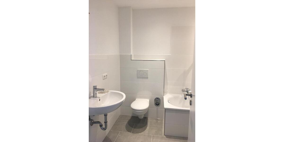 3 ZKB Wohnung mit Terrasse und Grünfläche 3 zimmer