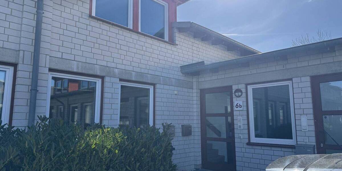 Etagenwohnung Brackel - 3 Zimmer, 82 m&sup2;, 820&euro; | Angebot:26127460