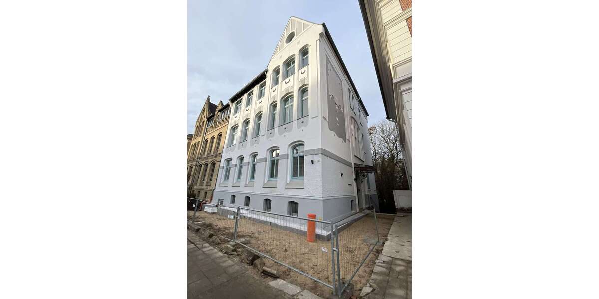 Wohnung zum Mieten in Braunschweig 2.114,15 € 128.13 m² 3 zimmer