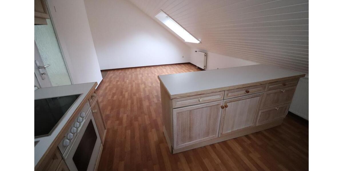 Dachgeschoßwohnung Bad Rothenfelde - 3 Zimmer, 87 m&sup2;, 762&euro; | Angebot:25974455