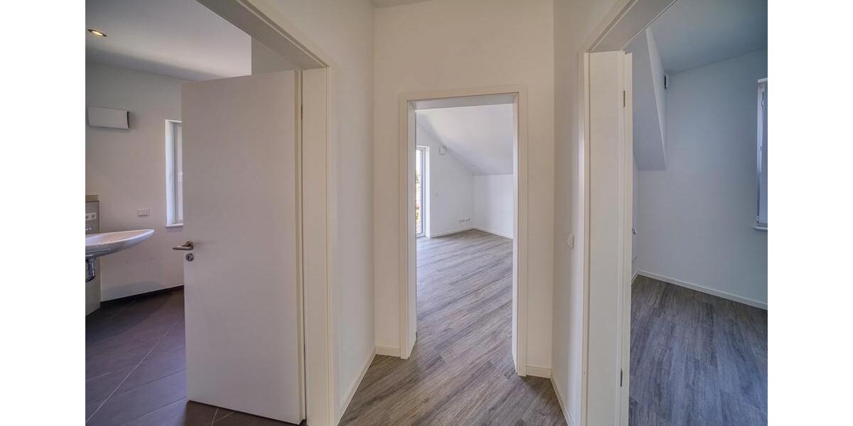 Dachgeschoßwohnung Agathenburg - 5 Zimmer, 122 m&sup2;, 1.595&euro; | Angebot:26379902