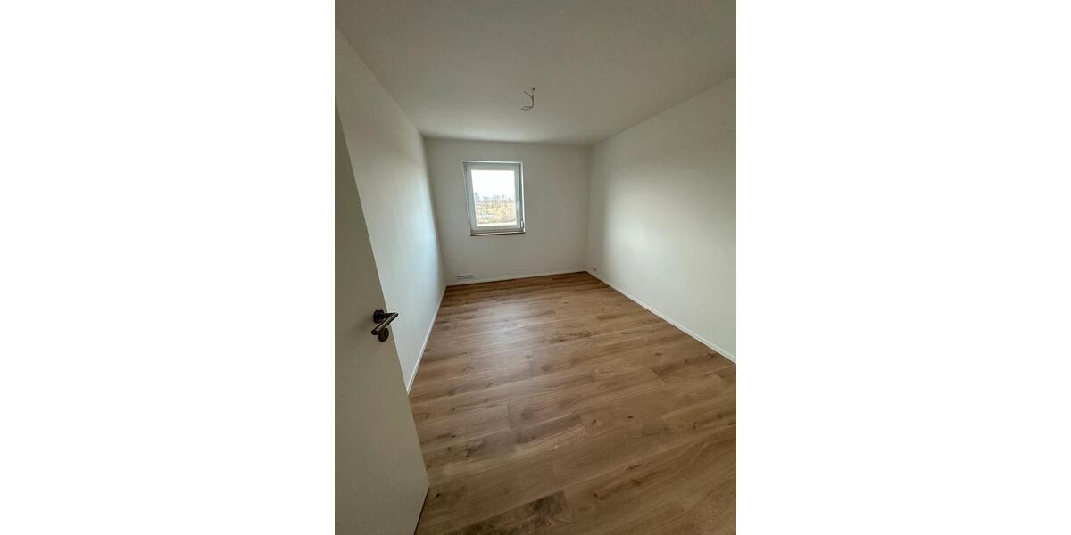 Etagenwohnung Wiesentheid - 5 Zimmer, 110 m&sup2;, 1.250&euro; | Angebot:26030583