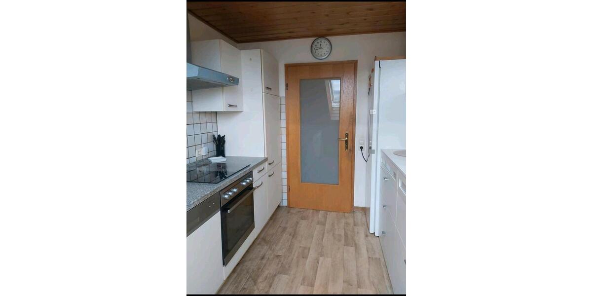 Dachgeschoßwohnung Schriesheim - 2 Zimmer, 80 m&sup2;, 1.150&euro; | Angebot:26030776