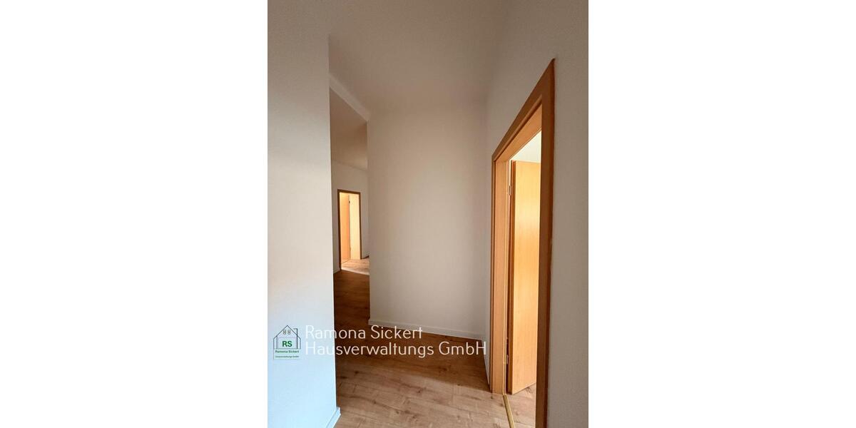 Etagenwohnung Zossen - 3 Zimmer, 84 m&sup2;, 1.004&euro; | Angebot:24689034