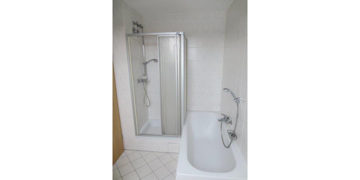 Etagenwohnung Konradsreuth - 3.5 Zimmer, 87 m&sup2;, 748&euro; | Angebot:26635425