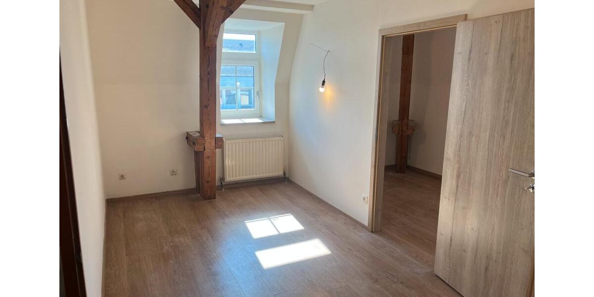 Etagenwohnung Plattling - 3 Zimmer, 70 m&sup2;, 700&euro; | Angebot:25932561