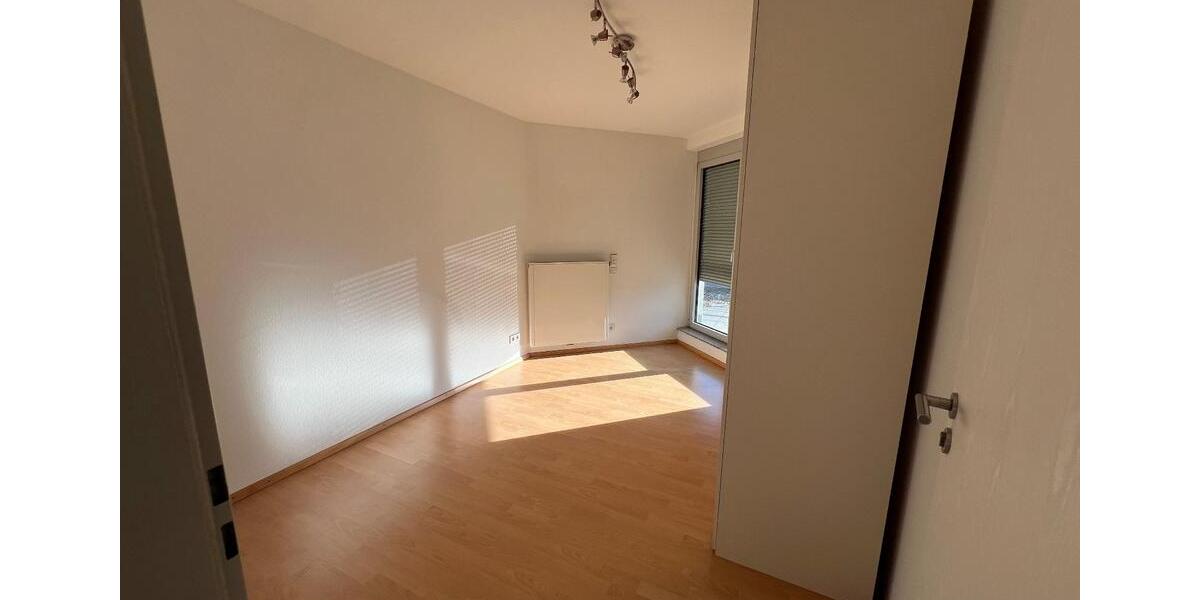 Penthouse-Wohnung (100qm Terrasse) zu vermieten (3 Zi.) Mühlacker 3 zimmer