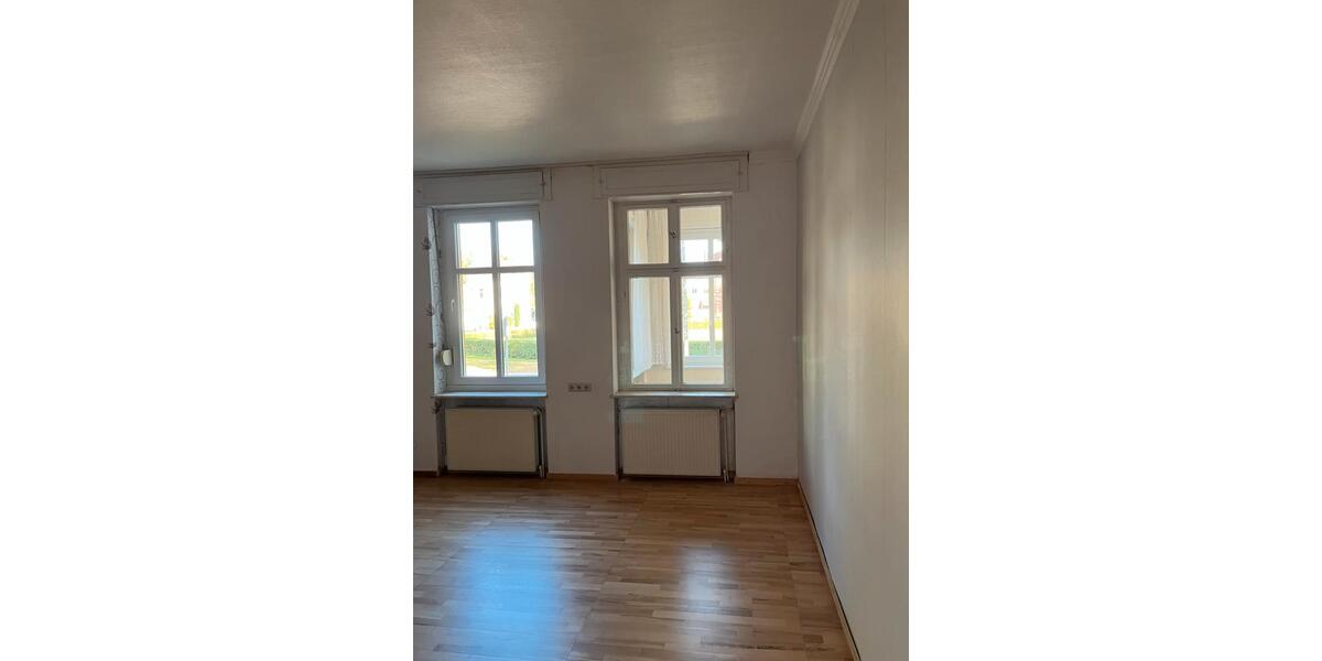 Etagenwohnung Perleberg - 4 Zimmer, 90 m&sup2;, 500&euro; | Angebot:24842174