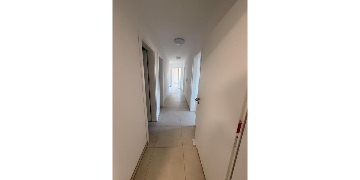 Etagenwohnung Simbach am Inn - 3 Zimmer, 104 m&sup2;, 730&euro; | Angebot:26091504