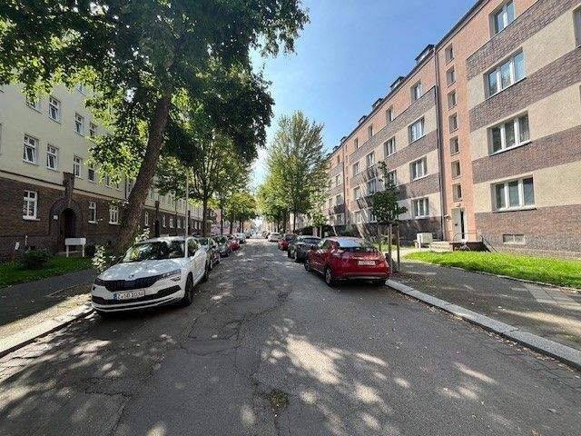 Etagenwohnung Zwickau Pölbitz - 3 Zimmer, 55 m&sup2;, 335&euro; | Angebot:26842148