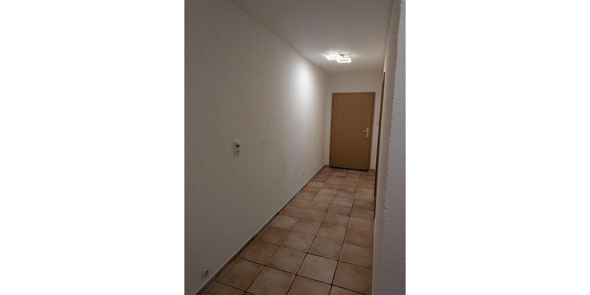Erdgeschoßwohnung Bad Salzdetfurth - 2 Zimmer, 108 m&sup2;, 690&euro; | Angebot:25933157