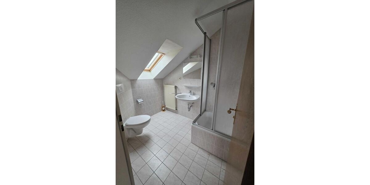 Einfamilienhaus Neubiberg - 4 Zimmer, 137 m&sup2;, 2.860&euro; | Angebot:26035916