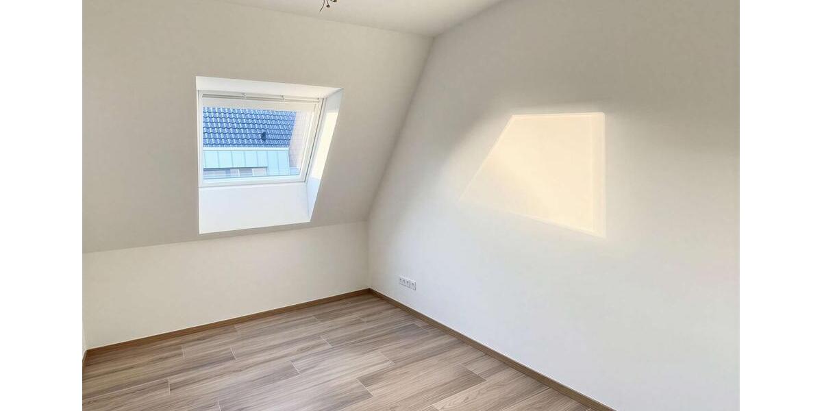 Dachgeschoßwohnung Wurster Nordseeküste - 3 Zimmer, 67 m&sup2;, 871&euro; | Angebot:26561480