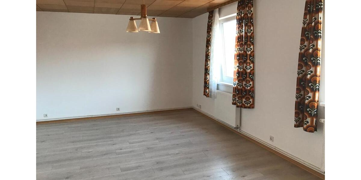 Einfamilienhaus Bovenden - 6 Zimmer, 165 m&sup2;, 1.590&euro; | Angebot:26592261