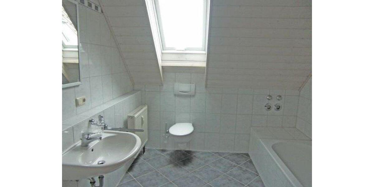 Etagenwohnung Kranzberg - 3 Zimmer, 80 m&sup2;, 900&euro; | Angebot:26122402
