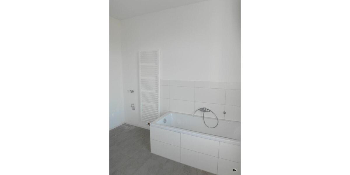 Etagenwohnung Hartha - 3 Zimmer, 73 m&sup2;, 399&euro; | Angebot:26019024