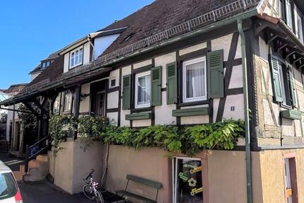 Haus Dahn - 6 Zimmer, 130 m&sup2;, 1.000&euro; | Angebot:26604429
