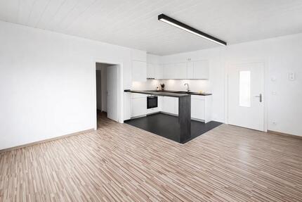 Haus Floß - 7 Zimmer, 184 m&sup2;, 1.590&euro; | Angebot:26237544