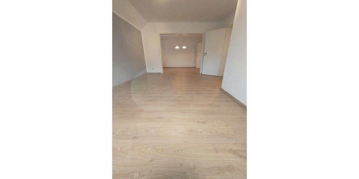 Dachgeschoßwohnung Bad Gandersheim - 4 Zimmer, 64 m&sup2;, 480&euro; | Angebot:24786626