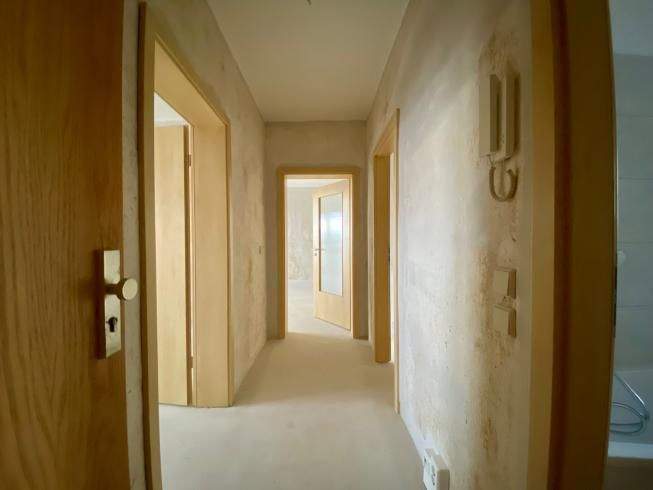 Etagenwohnung Oschersleben Oschersleben - 3 Zimmer, 65 m&sup2;, 329&euro; | Angebot:25781331