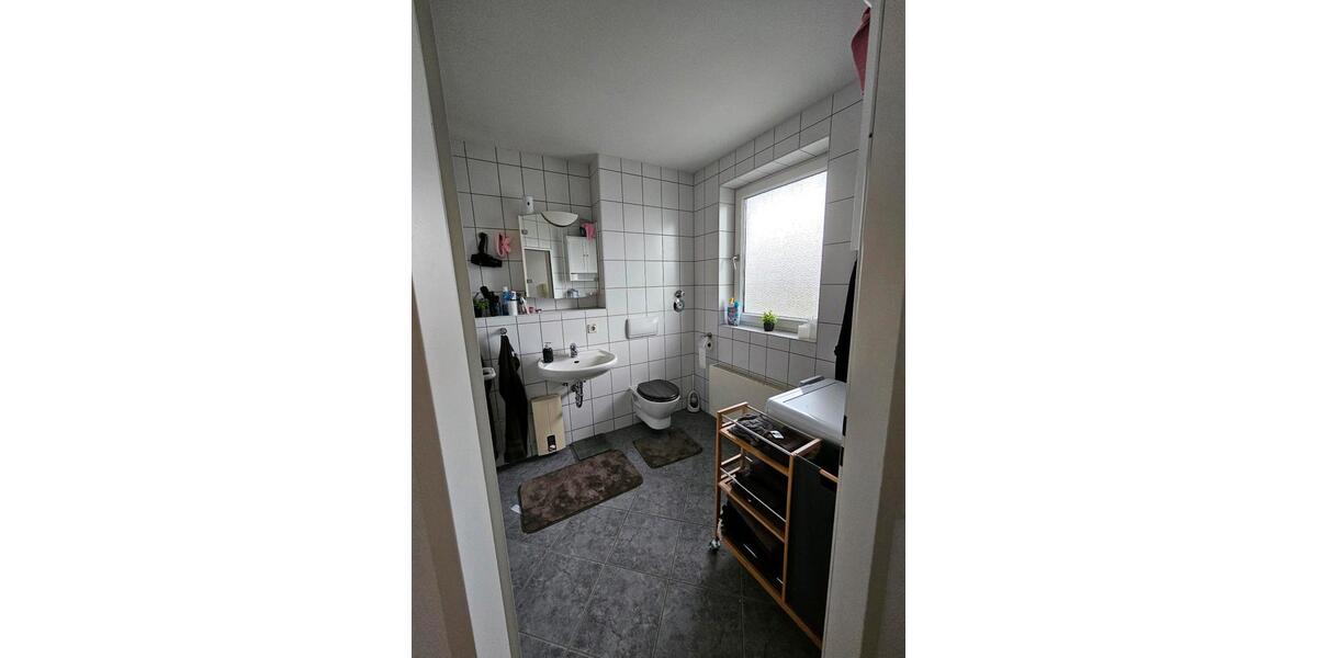 Dachgeschoßwohnung Wolfsburg - 2.5 Zimmer, 64 m&sup2;, 810&euro; | Angebot:26552090