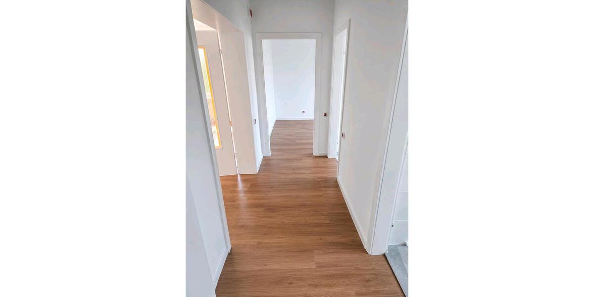 Etagenwohnung Solingen - 2 Zimmer, 55 m&sup2;, 650&euro; | Angebot:26582067