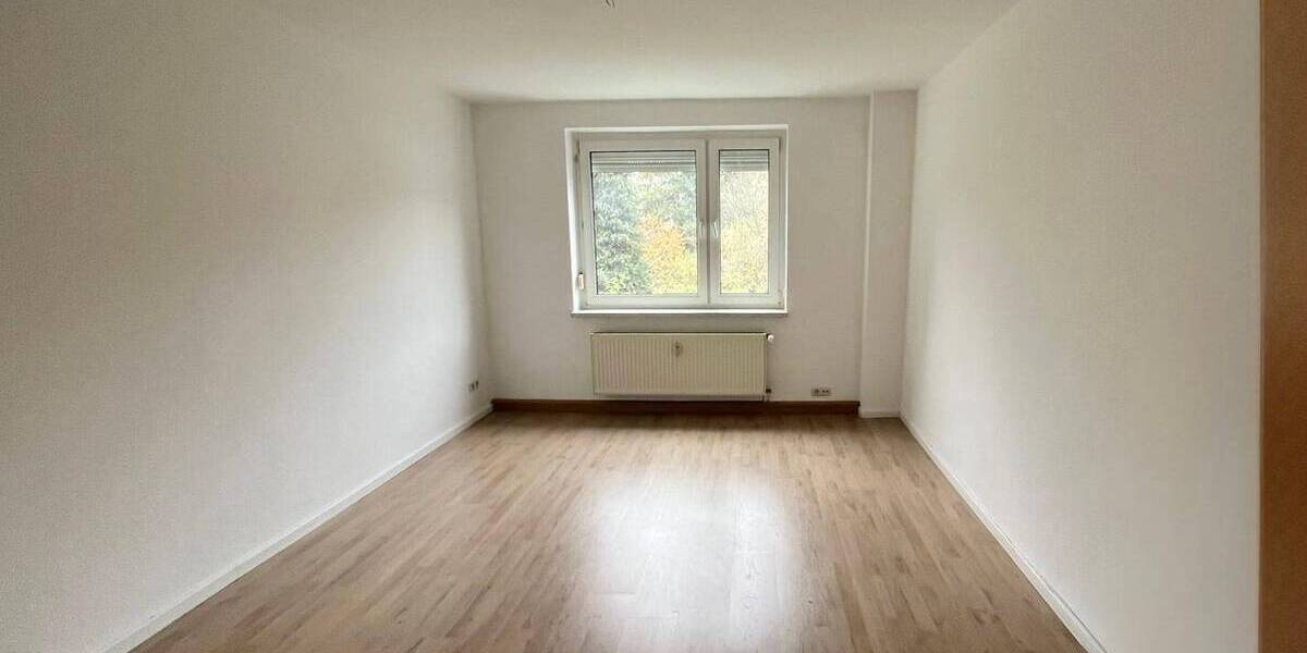 Etagenwohnung Rochlitz - 3 Zimmer, 58 m&sup2;, 300&euro; | Angebot:26657454