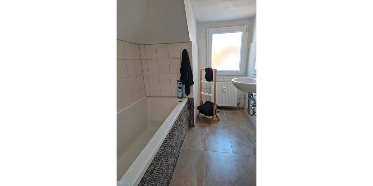 Terrassenwohnung Bonn Hardtberg - 4 Zimmer, 120 m&sup2;, 1.400&euro; | Angebot:25900210