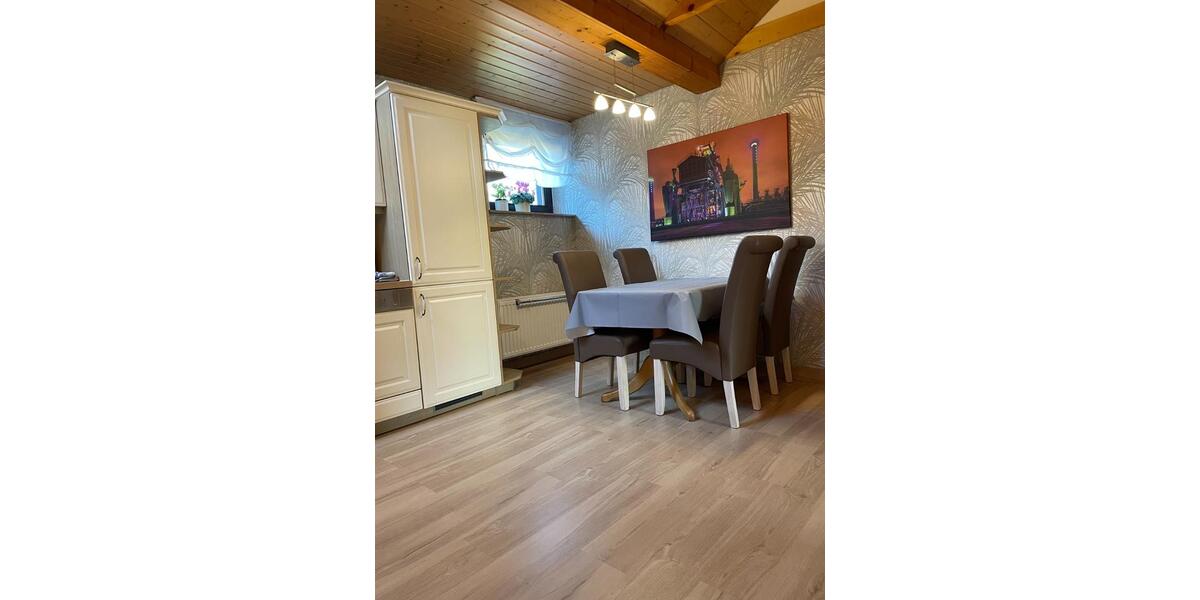 Wohnen auf Zeit Duisburg Mittelmeiderich - 3 Zimmer, 55 m&sup2;, 50&euro; | Angebot:23693309