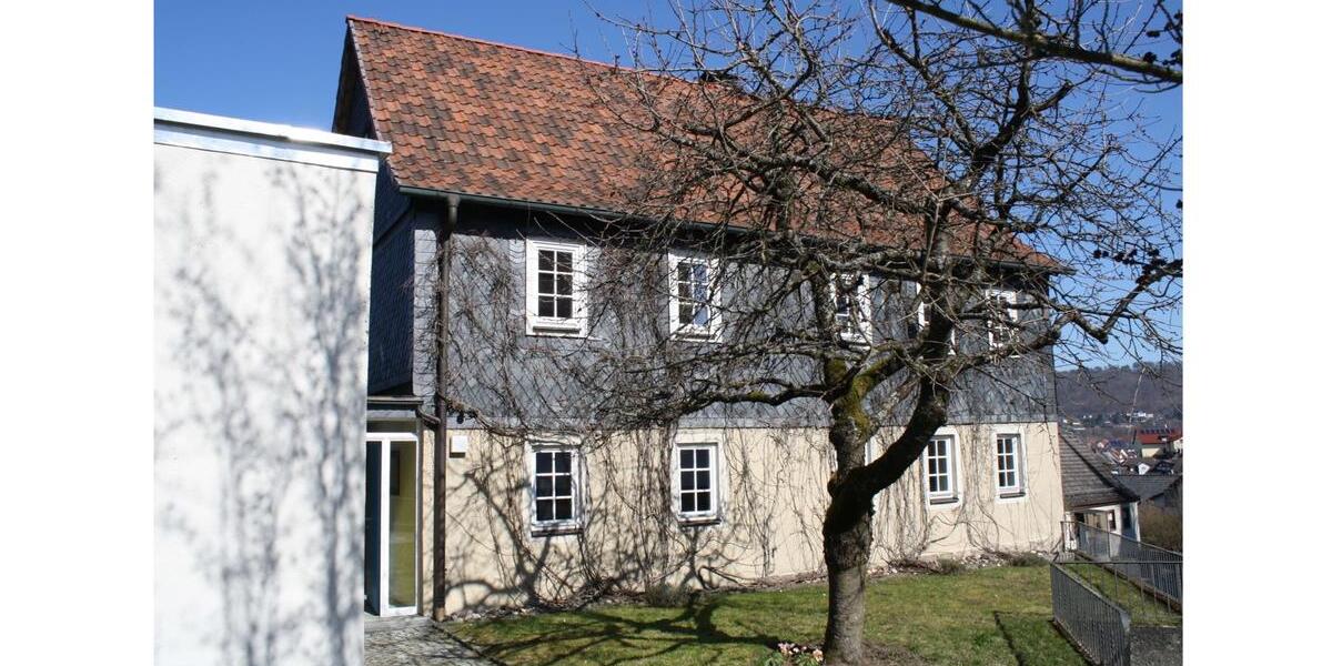 Denkmalgeschützter Altbau zu vermieten 7 zimmer