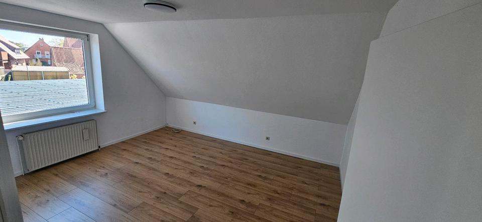 Dachgeschoßwohnung Dörverden - 4.5 Zimmer, 85 m&sup2;, 900&euro; | Angebot:26612191