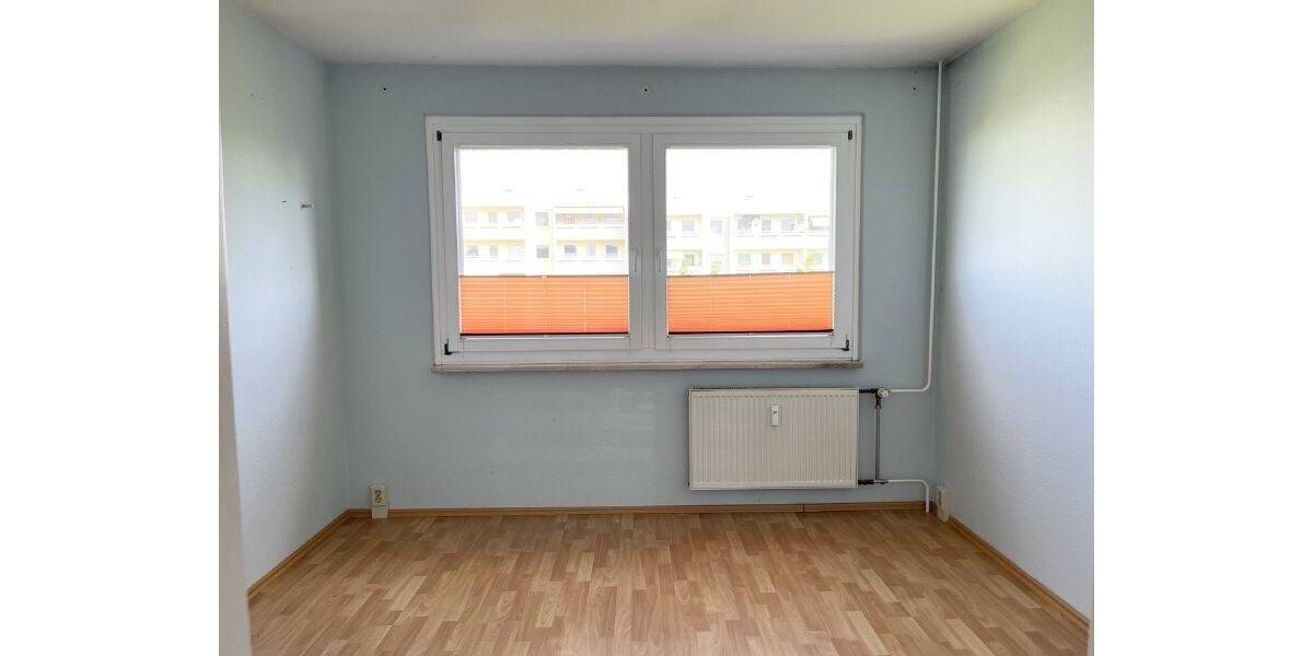 Etagenwohnung Dresden Kleinpestitz/Mockritz - 4 Zimmer, 75 m&sup2;, 740&euro; | Angebot:26796342
