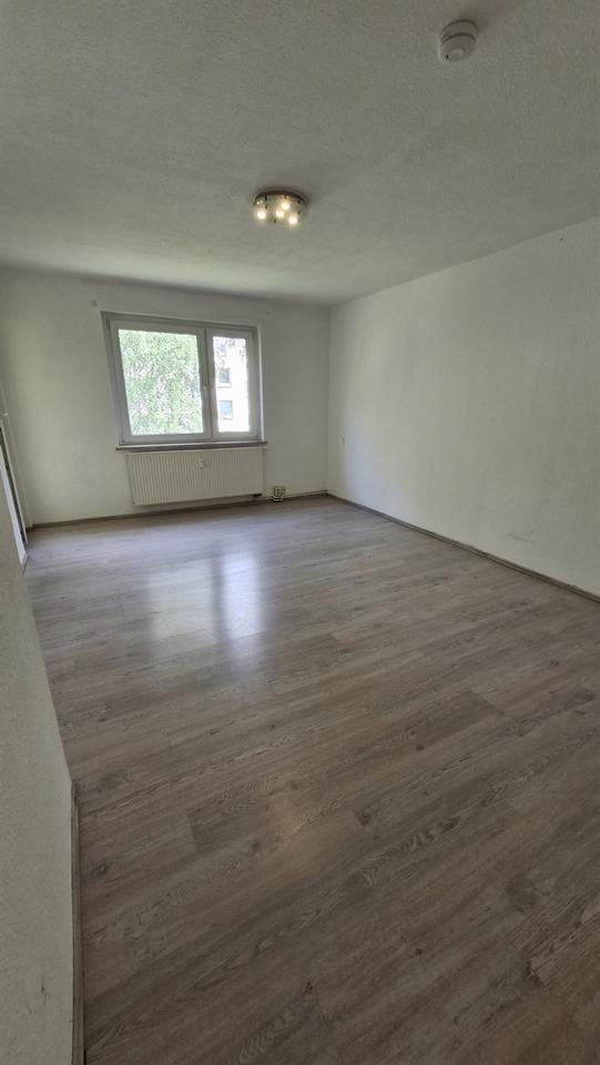 1-Raum-Wohnung mit Balkon