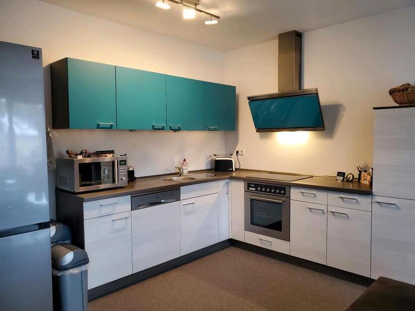 Helle & renovierte Wohnung in bester Lage in Dreis-Tiefenbach