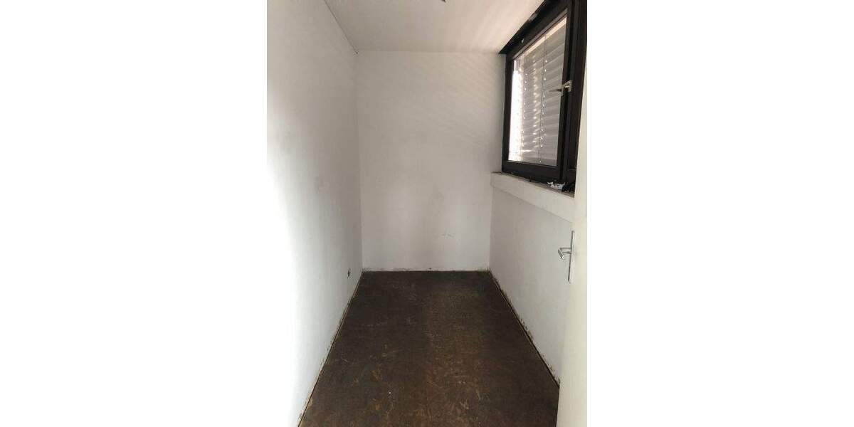 Gewerbeobjekt Saarbrücken St Johann - 3 Zimmer, 117 m&sup2;, 930&euro; | Angebot:26471055