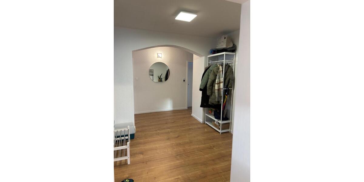 Erdgeschoßwohnung Bebra - 5 Zimmer, 120 m&sup2;, 1.000&euro; | Angebot:24837058