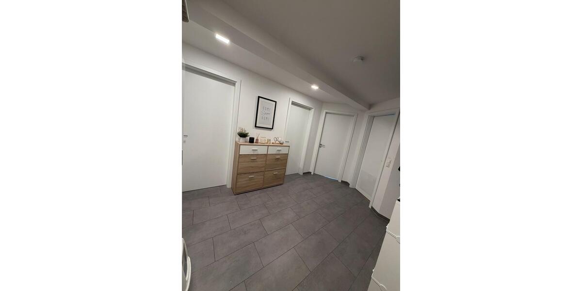 Etagenwohnung Pfarrkirchen - 3 Zimmer, 90 m&sup2;, 1.000&euro; | Angebot:26047330