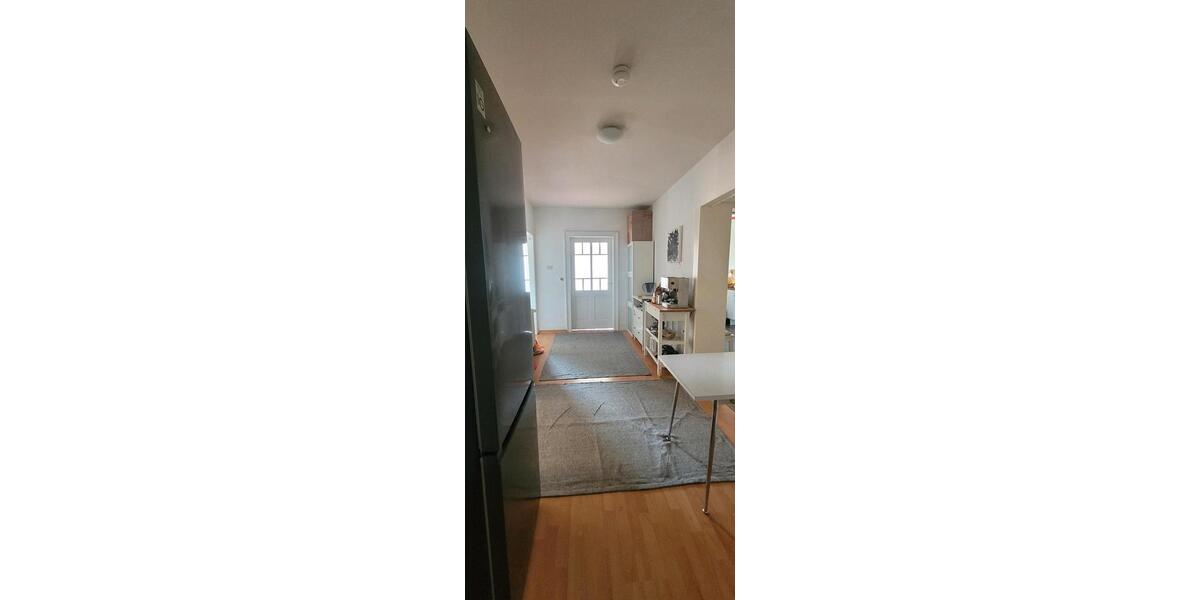 Wohnen auf Zeit Esslingen am Neckar - 2 Zimmer, 130 m&sup2;, 600&euro; | Angebot:25863894