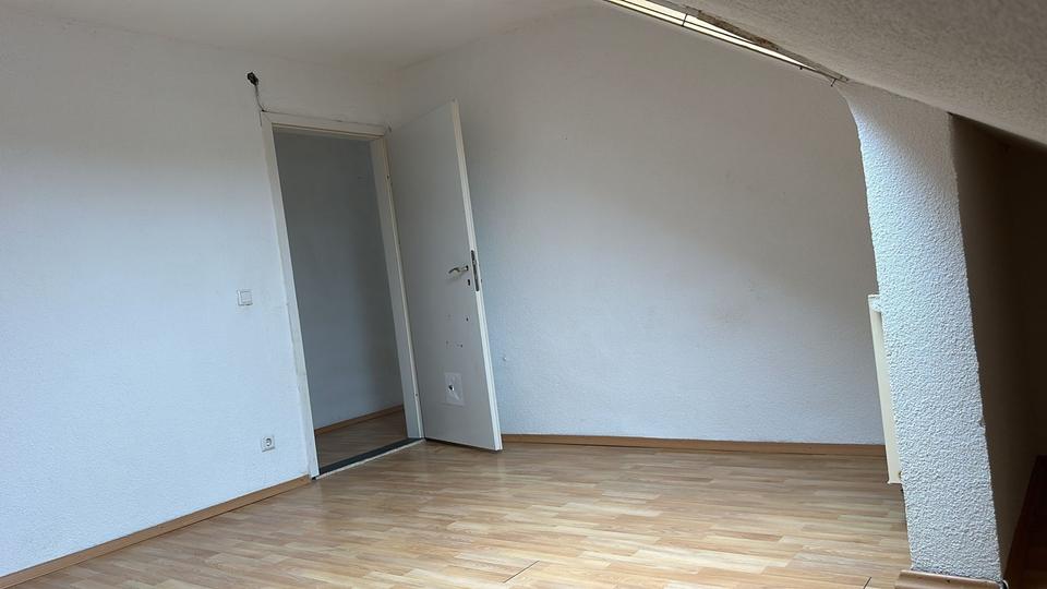 Dachgeschoßwohnung Schramberg - 2 Zimmer, 55 m&sup2;, 500&euro; | Angebot:26611038