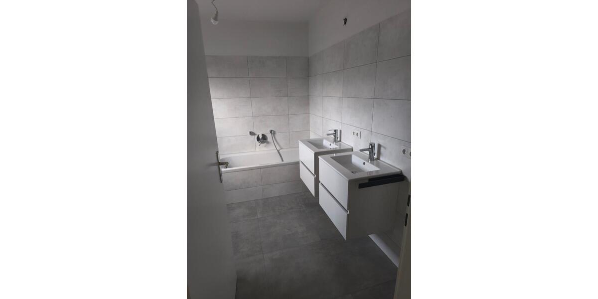 Etagenwohnung Schöngeising - 4 Zimmer, 103 m&sup2;, 1.390&euro; | Angebot:24837375