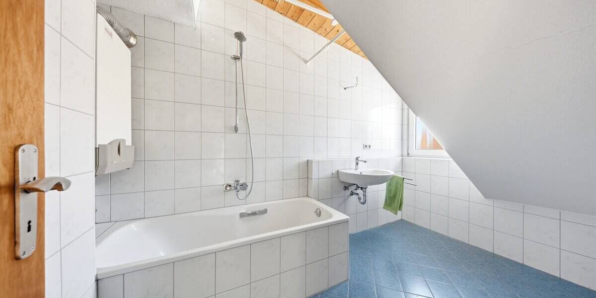 Etagenwohnung Karlsruhe Knielingen - 3 Zimmer, 61 m&sup2;, 675&euro; | Angebot:26246867