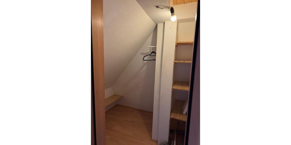 Gemütliche Dachgeschosswohnung für ruhigen Bewohner*in in Bremen 1 zimmer