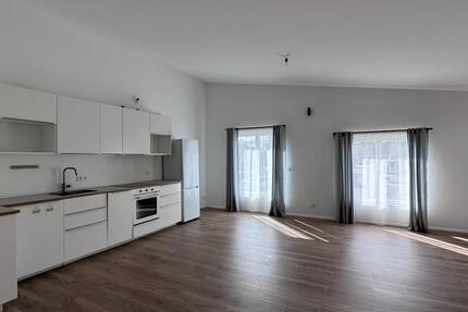 Wohnung Pforzheim Büchenbronn - 1 Zimmer, 105 m&sup2;, 1.490&euro; | Angebot:26531396