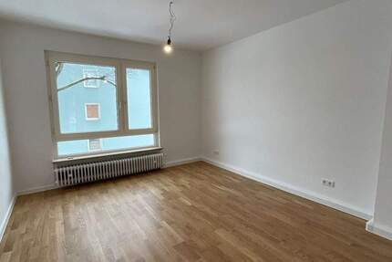 Wohnung Düsseldorf Eller - 2 Zimmer, 57 m&sup2;, 912&euro; | Angebot:24677973