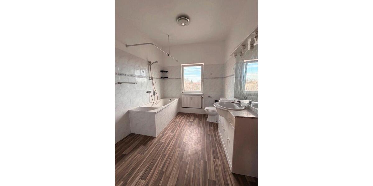 Etagenwohnung Magdeburg Lemsdorf - 3 Zimmer, 86 m&sup2;, 420&euro; | Angebot:26293105