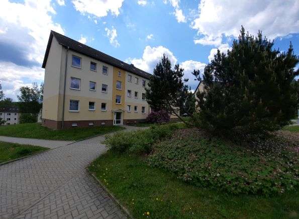 Etagenwohnung Adorf - 3 Zimmer, 62 m&sup2;, 360&euro; | Angebot:26790233
