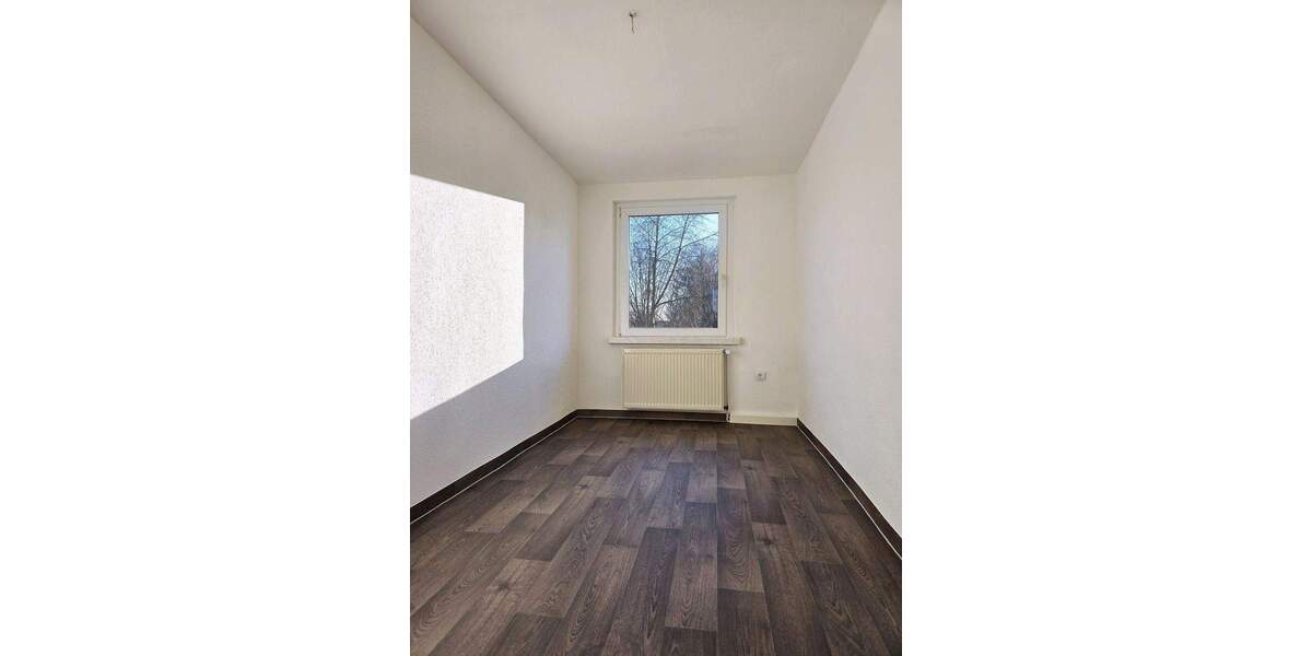 Etagenwohnung Köthen (Anhalt) Köthen - 4 Zimmer, 68 m&sup2;, 395&euro; | Angebot:25665492